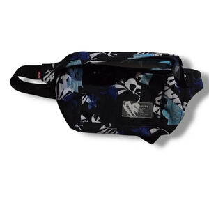 Levi's Stratuss Co. Women's multicolor banana leaf Zippered fanny pack waist Bag